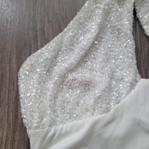 12th Tribe White Sequin Thong Bodysuit Twist Halter Neckline Cut Out Bust Sexy M - Picture 5 of 13